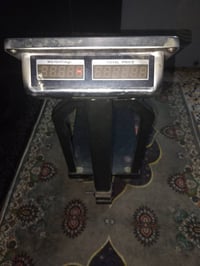 ميزان يشيل اكثر 180كيلو سعر 30مكان بغداد كماليه 07755390286بيه بس وتسا...