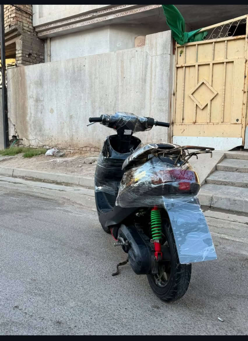دراجه 60 بطه هندر واحد وخير من الله بريكات امامي وخلفي عداد سرعه شغال السعر 200 وبيهة مجال للاستفسار اكثر ***********مكاني بغداد الزعفرانيه

