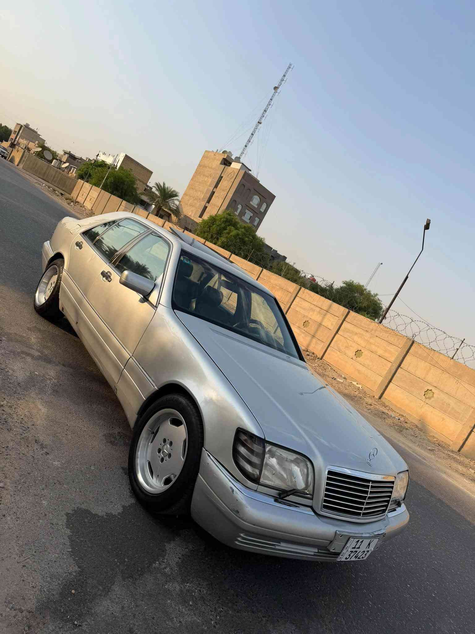 السلام عليكم اخوتي للبسع فقط بدون مراوس
مارسيدس شبح 1995 320 محرك خراطيم المرغوب 

مابيها نقص برغي من كير  مكينه تبريد منضومه كامله جديده 

كهربائياتها كل تفاصيلها غرفتهه حلوه بطاين دشبول خلفي امامي بحاله ممتازه 

السياره رقم بغداد وهزه جديده تحويل ثاني يوم 

مكان سياره بغداد المنصور 

السعر 70 قفل بدون عمله وماكو هيج سعر بهيج نضافه 

***********
