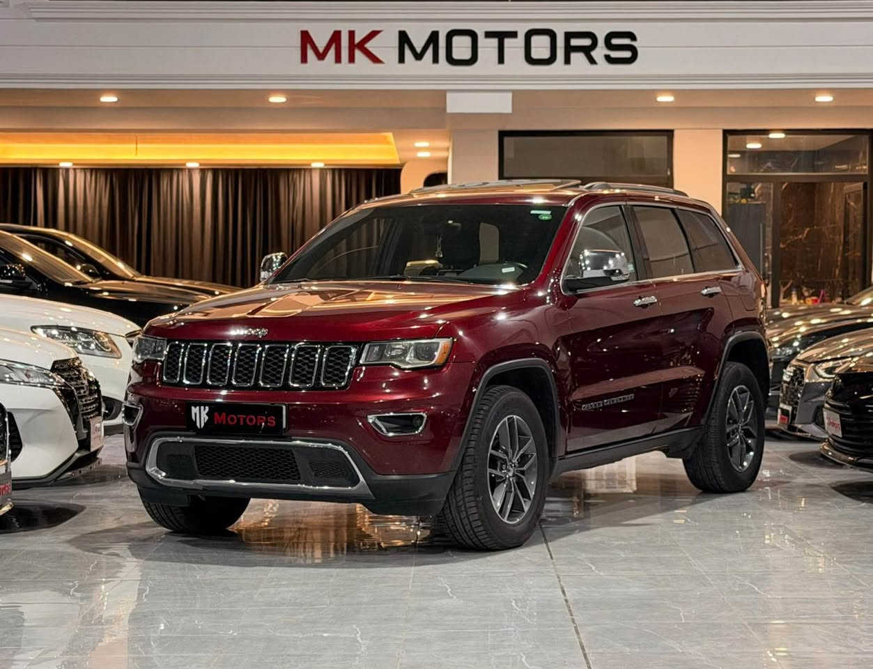 ‏Jeep 
موديل :Jeep  Grand Cherokee  
سنة الصنع : 2018
المسافة المقطوعة :87mil
مواصفات : limited 
السعر مناسب جدا🔥💣: 198$ مجال قليل
حالة سيار  بدون سبخ كلين تايتل للمزيد من المعلومات، يرجى الاتصال على:0️⃣7️⃣5️⃣0️⃣8️⃣5️⃣7️⃣4️⃣1️⃣5️⃣4️⃣ دهوك, العراق
