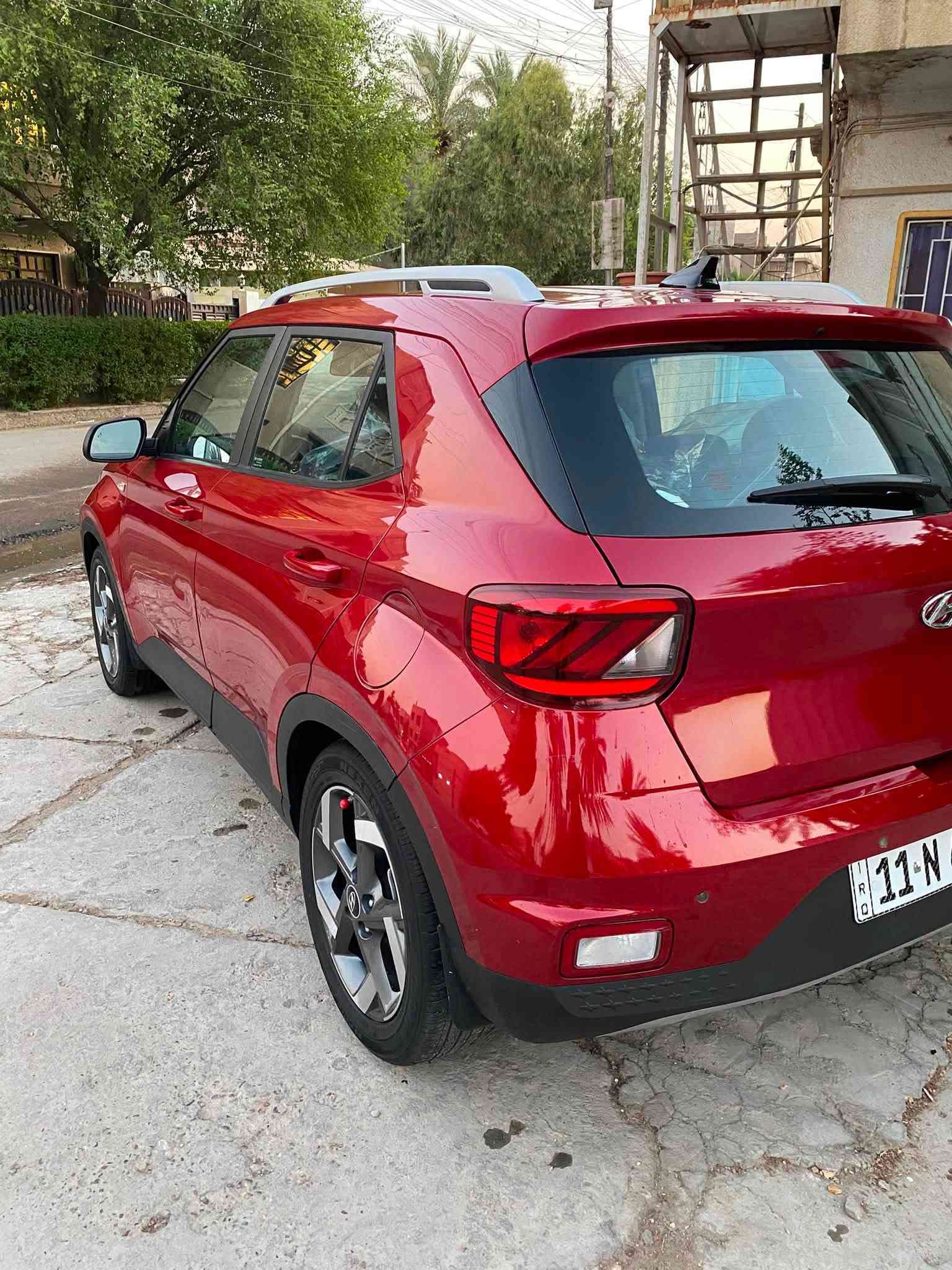 السلام عليكم 🌹

🚘 للبيع فقط — هونداي فينو 2022

✨ أمريكي | فول مواصفات | بحالة ممتازة

🔹 محرك 1600 DOHC دبل نوزل
🔹 فول فتحة
🔹 شاشة + كاميرا
🔹 تبريد ❄️
🔹 شاشة بيانو
🔹 فول تحكمات
🔹 ماشية فقط 18 ألف ميل
🔹 ترايها مال زيرو

📌 الحادث: بسيط جداً مثل ما موضح بالصور المرفقة، فقط طخة بالصندوق والجاملاغات الخلفية، فقط رش للتجميل بدون اي معجون أو تصليح.
✅ بدون دواخل
✅ بدون إيرباك
✅ السيارة جاهزة وما بيها أي نقص
✅ سنوية وهزة
✅ رقم جديد

📍 الموقع: بغداد — شارع فلسطين

💰 السعر: 128 ورقة
💵 بيها مجال بسيط للجادين.

📞 للاتصال: ***********
