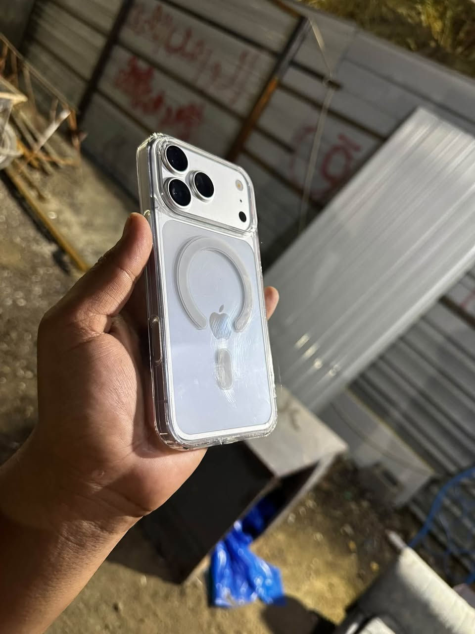شرق اوسط ب615الف قفل بلاش
‏IPHONE 14Pro Max.

الذاكرة :265

الجـهٍاز مكفول فقط شاشه تفصيخ تفصيخ تفصيخ ✔️ 

النظافة : 90 لوك جديد 

اتصال او واتساب

*********** 

مكاني بغداد حي العامل
