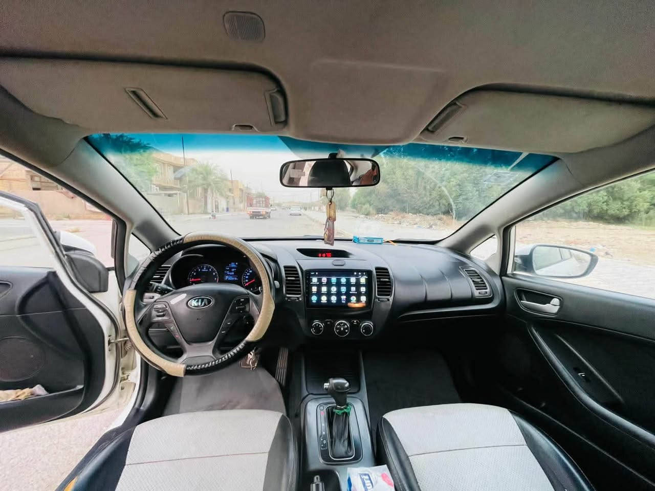 كيا سيراتو 2014
محرك 2000

🔹 الموديل: Kia Cerato 2014

🔹 المحرك: 2000 CC

🔹 خليجي 

🔹 صبغ جاملغ بدون تصليح، مع وجود جزء مصبوغ من الباب الخلفي.

🔹 السيارة للاستخدام الشخصي 

التواصل عبر الارقام *********** /***********
