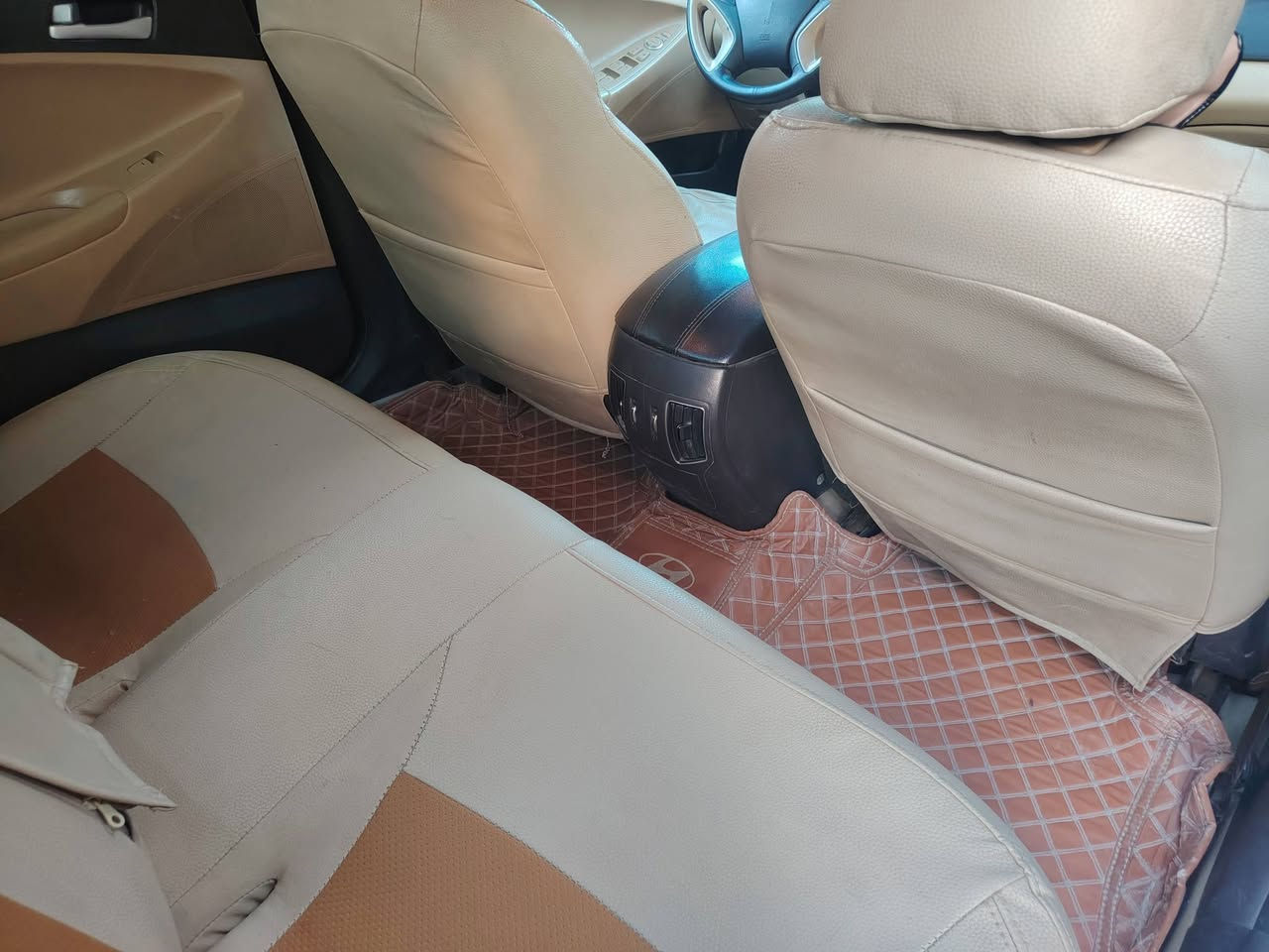السلام عليكم
سوناتا ٢٠١٤ كفاله عامه خليجي تبريد قطعتين اشاره بالمري شفتات بالستيرن مكانها بابل القاسم ***********
