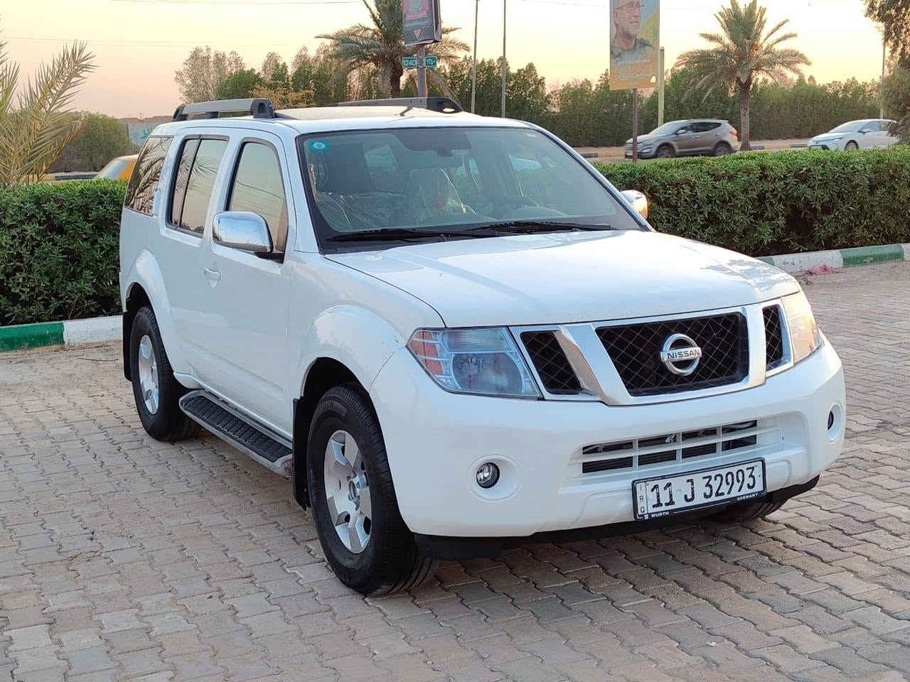 السعر108 لاستفسار مكان كربلاء ***********
للبيع بافندر موديل 2011 بسمي تحويل ثاني يوم سياره مكفوله ضربه وتبديل وصبغ كفاله عامه فول مواصفات شاشه كبيره كامره دواره حساس تحكم ستيرن كشنات جلد كهرباء تدفئه تبريد كشنات 7 راكب 3 قطع تبريد جنطه كهرباء بصمه تشغيل وبصمه ابواب وجنطه ويل كب كروم دشبول ارماده  مكينه V6 سته سلندر وكير وحداديه وتبريد مكفولات
