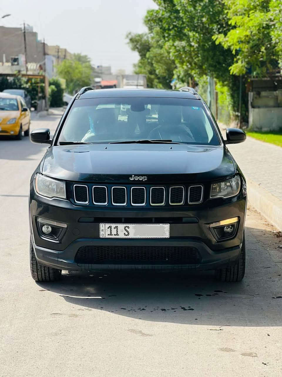 جيب كومباس 2018 4x4
كير محرك صدر مكفول تبريد ثلج وكله جديد

تحويل مباشر بـ اسمك ..

مواصفاتها تخبل :

شاشه كبيره 

كامرة خلفية

بصمه ابواب

تثبيت مسار

مثبت سرعة

تشغيل بصمة

فول تحكم ستيرن

تشغيل عن بعد

هند بريك بصمة

تبريد قطعتين

تبريد مناخين

تدفئه ستيرن

كشنات جلد

كشنات تدفئة

كشن كهرباء

دفع رباعي

٣ وضعيات قيادة

نقطه عمياء

اشاير مري

بلوجكترات 

رقم بغداد 

 سياره خير من الله 

وبعد بيه مواصفات

مكاني واسط كوت 

115 وبيها مجال 

***********

بي واتساب واني اخادم
