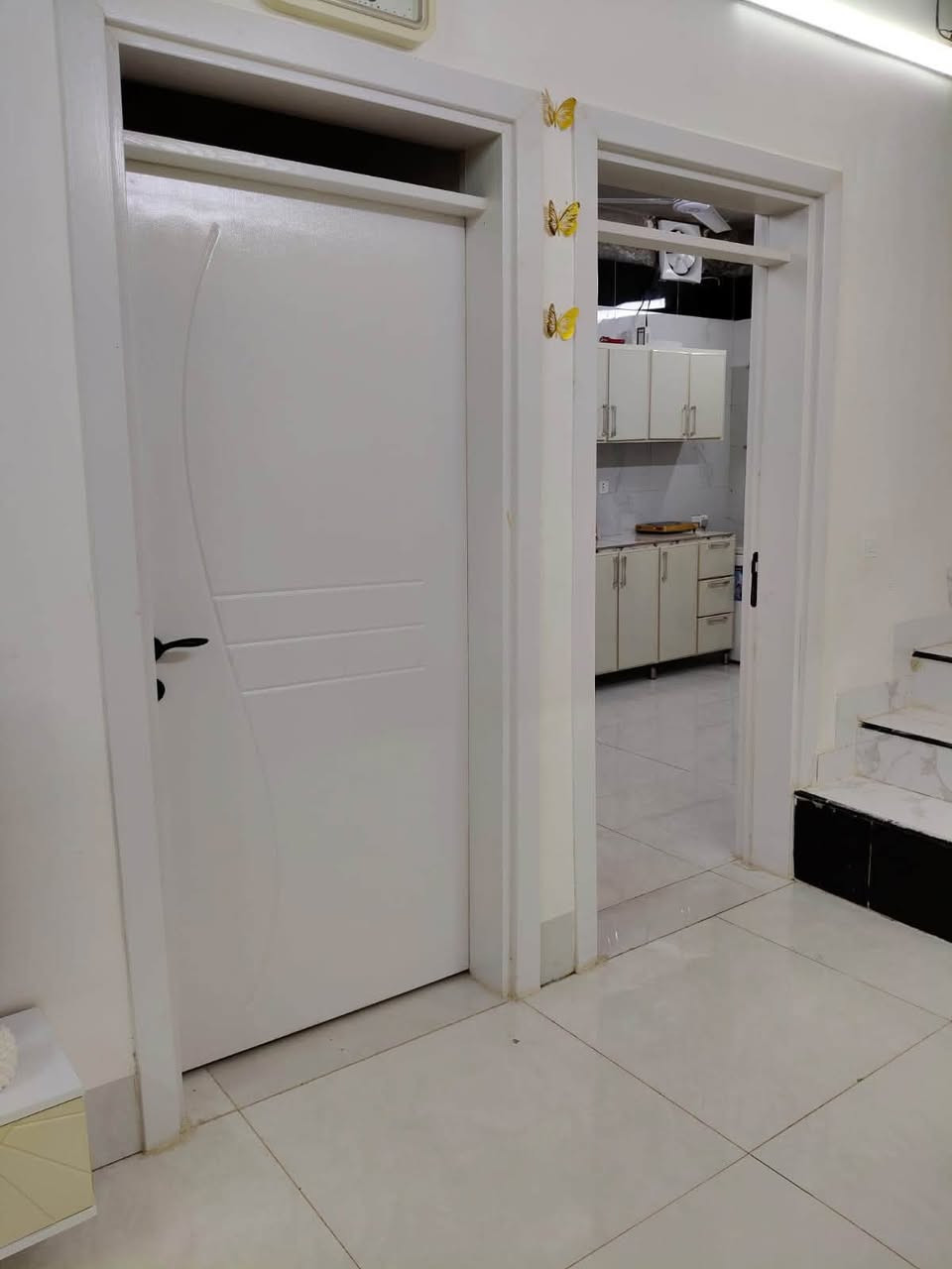 🏘🏘بيت للبيع ديالى خانقين / منطقة درو  مقابل البيوت حي الشهداء كامل خدمات قرب الساحة خلف كلية الرياضية 
مقدمين معاملة للبلدية مساحة 120 متر طابق واحد بناء حديث 
1 غرفة نوم واستقبال وصالة داخلية ومطبخ ومجمع صحيات داخلي وخارجي ومجمع صحيات وبيتونه وحوش 

السعر / 40 مليون بي مجال 

للأستفسار اكثر اتصال بالارقام فقط 
***********
***********
مكتب فريا موفق للعقار
