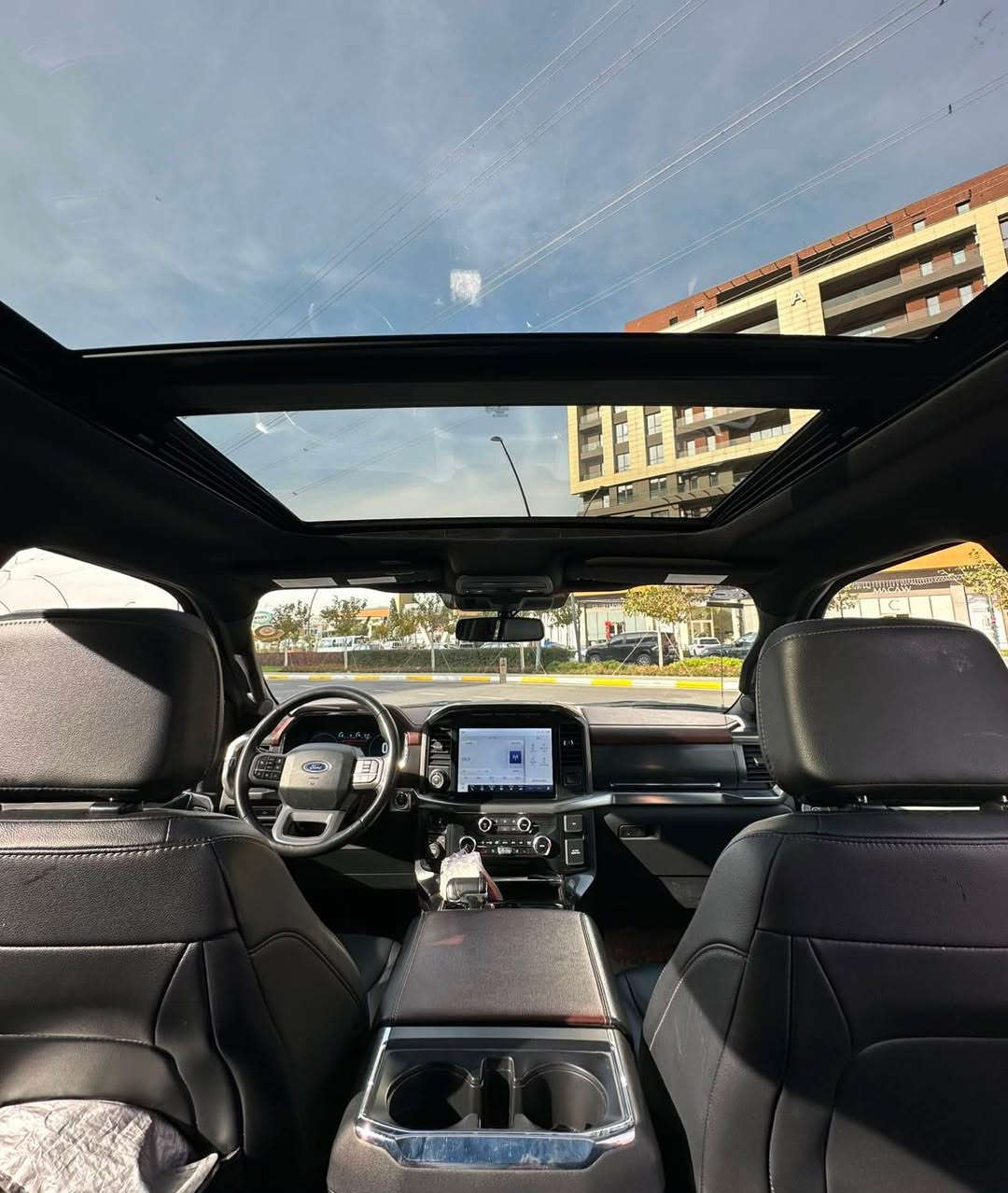 FORD F150 V6
مەکینە 3.5 توین تۆربۆ (سوپەرچارج)
مۆدێل ٢٠٢٣ ڕەنگی نەوتی
مواصفات لاریات (LARYAT)
قەپات مواصفات وەک راپتۆر
یەک پارچە بۆیاخە چەمەلخی سەکن پێشەوە بێ ناو
کوشن سارد و گەرم پێش و دواو
پانۆراما و رادار و سوکان هیتەر
  گێر تەیارە لە کاتی وەستان دەخەوێت
جادری دواوە سەر بۆدی شەریکە
شاشە گەورە و گێج دیجیتاڵ
زۆر مواصفاتی تر کە باس نەکراوە
نرخی گونجاوە بۆ زانیاری پەیوەندی بکە
***********
*********** السليمانية, العراق
