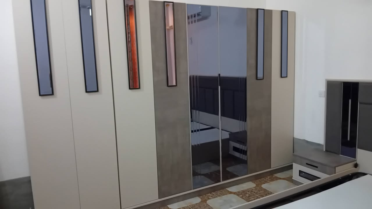 السلام عليكم عندي غرفة تركة جديدة ***********
