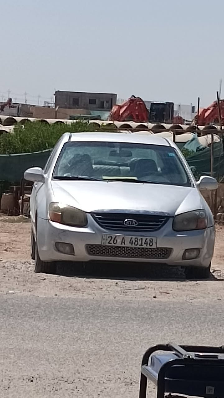 السلام عليكم كيا سبكترا نوديل 2009 رقم دولي صلاح الدين باسمي تحويل فقط ماسوي وكاله تحويل ثاني يوم 
محرك 2000
موديل 2009
شرط كير ومحرك وتحويل 
مصبوغه عام 
جانت صفره وسجلتهه علبستم ورجعتهه اللونهه الاصلي مكان السياره تكريت الشراي يتصل  *********** 
السعر 62
