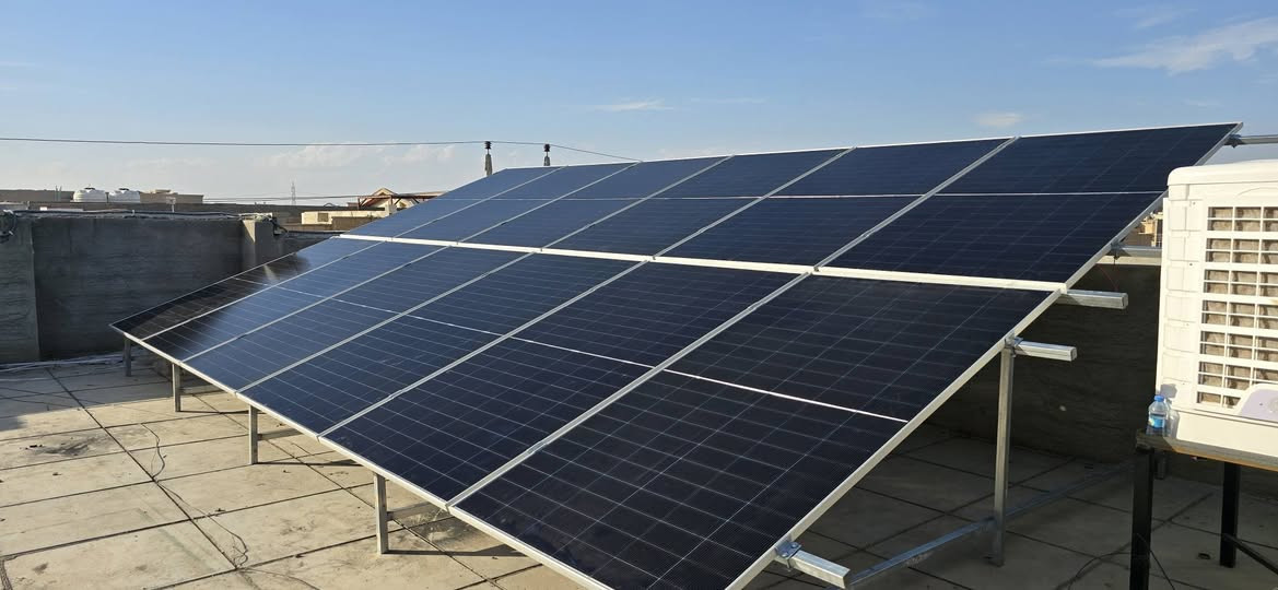 طاقة شمسية • ٣٠ أمبير/٢٠ ليلي • انفيرتر 12kw