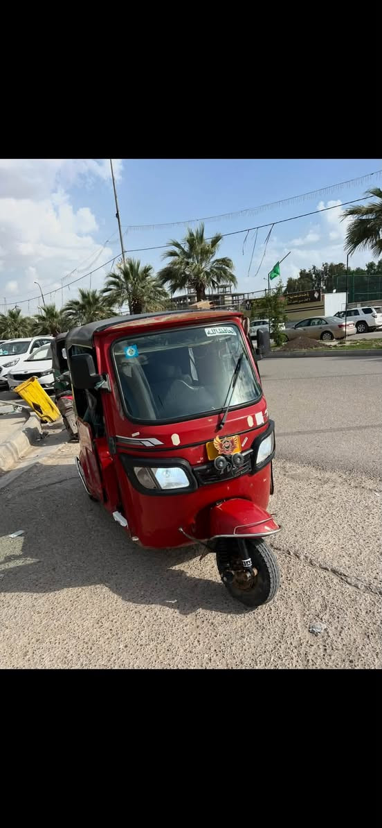 تكتك تيفي اس للبيع  رقم بغداد باسمي تحويل مباشر موديل 2021 الدراجه نضيفه محركها صافي الاكسل مالها بي صوت الجبن كايمات ما اكفلك الاكسل تكتك من ايدي للشارع كبل تشتغل كلشي شغال بيها وخير من اللها سعرها 6 مليون للتواصل ***********
