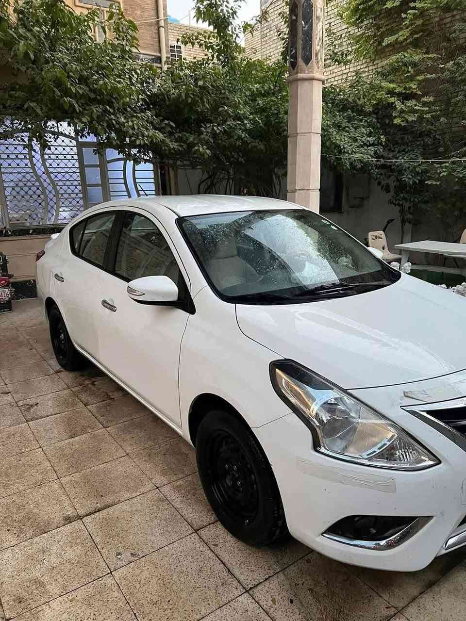 السلام عليكم نيسان سني للبيع كفالة عامة  عنوان بغداد الامين 
للاستفسار ***********
