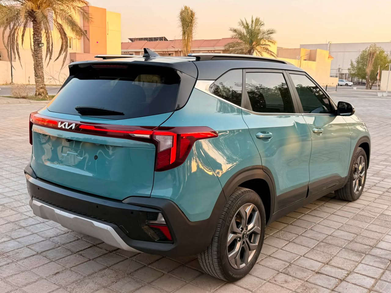 Kia Sletos
كيا سليتوس تو كلر  2024
بدون رقم تحويل مباشر 
عداد المسافة : 16الف mill
حجم المحرك : 4 سلندر 2000 دوش 
الضرر : صندوق و مبدل نفس اللون بدون دواخل 
المواصفات S توكلر 
شاشة متصلة - رادارات 360 درجه 
بصمة تشغيل وابواب تشغيل عن بعد 
تبريد قطعتين 
سعر 168 ورقة وقابل للتفاوض 
📍كربلاء / حي الحسين 
📞/ ***********
