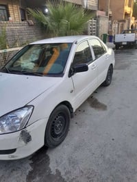 لانسر • ٢٠٠٦ • مصبوغه