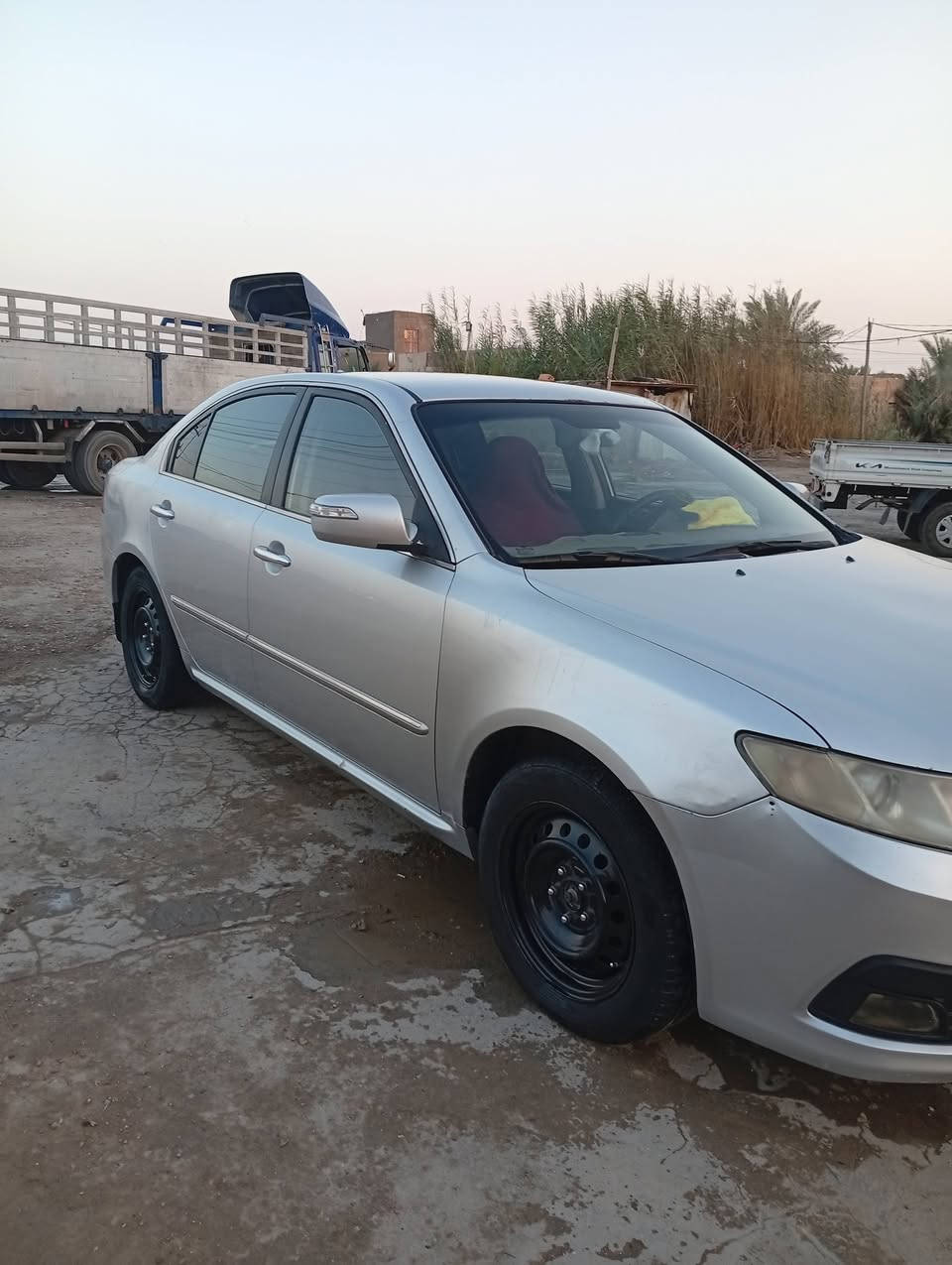 ا بتما 2009 وارد كوري خط واحد كير مكينه مكفولات  شواصي لغود تكم مكفولات اي ضربه قويه ما بيهه فقط بنيد مبدل وجاملغ خلفي بي بارد قليل سنويه ل27 
عارضها 95 وبيهه مجال 
***********

الديوانية الحمزه الشرقي
