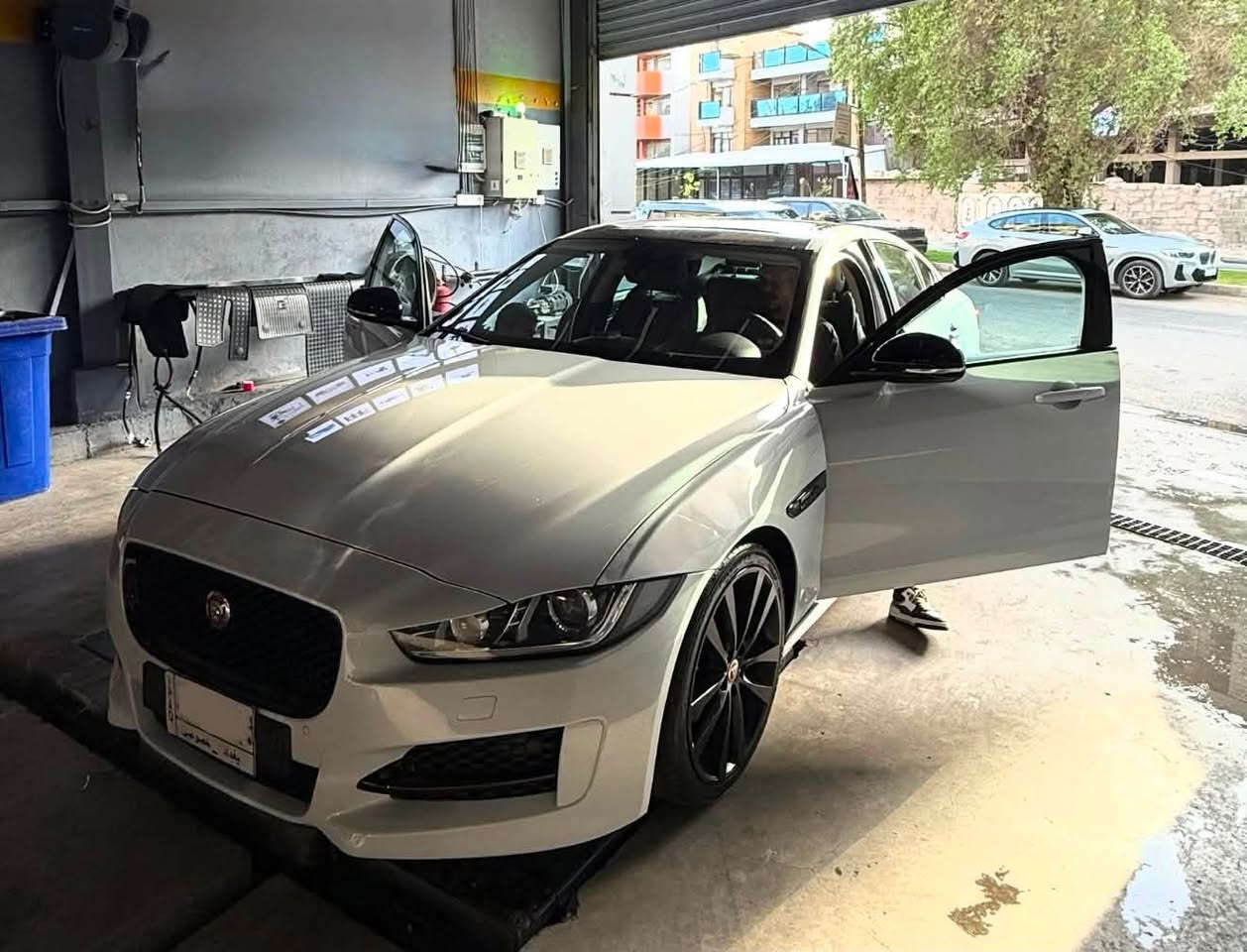 السلام عليكم

جاكور Xe 2016 ممشى ٧٧ الف كم وكالة سردار  للبيع
 السياره في حاله ممتازه جداً 

مكان السياره بغداد الرصافة

السعر رقم الهاتف واتساب فقط: ***********
