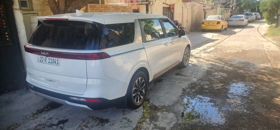 كيا كرنفال 2023  Kia Carnival – عائلية فخمة وواسعة 🤍
🚘 النوع: Kia Carnival

🎨 اللون: أبيض

📍 الحالة: نظيفة جداً حسب الصور

🛞 الجنوط: ألمنيوم

💺 المقاعد: جلد، لون بيج

👨‍👩‍👧‍👦 المقاعد: 3 صفوف – مساحة داخلية واسعة

🚪 الأبواب: جانبية سحّابة

📺 الشاشة: شاشة وسطية

💡 الإنارة: LED

🪟 الزجاج: خلفي مظلل

📦 الصندوق: مساحة أمتعة واسعة مع إمكانية طي الصف الثالث

📊 عداد السياره :14 الف

✅ مقصورة واسعة ومريحة

✅ مناسبة للعوائل والسفر

✅ شكل خارجي مميز وفخم

✅ داخلية نظيفة ومرتبة

حادث السياره فقط بنيد ضربه خفيفه الايرباكات كلها سليمه 

المحرك: 3600

القير: اوتوماتيك

**المحافظة:**بغداد

رقم التواصل: ***********

ترهم للبيع او مراوس
