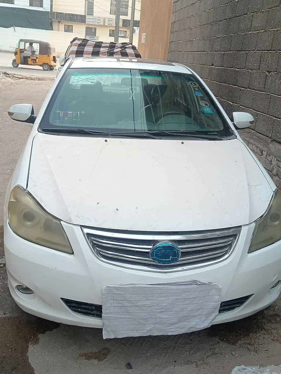بي واي دي جي ثريه13رقم نكليزي كربلاء تبريد شغال حداده جديده مابيه ضرر بس طخه بل جنطه *********** //////***********
