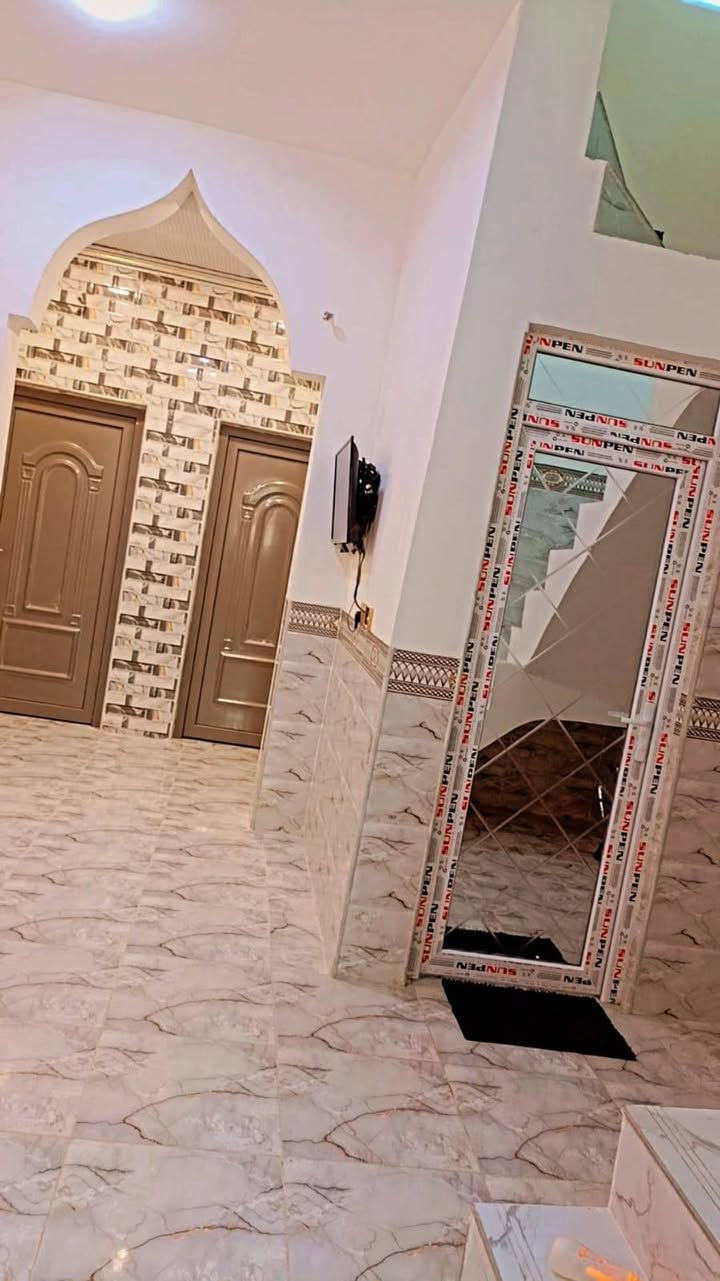 تكريت حي الفرسان مقابيل جامعة تكريت بصف كلية الحضاره /ملاحضة البيع فقط نقد للستفسار خاص /اتصل ***********
تكريت حي الفرسان مقابيل جامعة تكريت بصف كلية الحضاره /ملاحضة البيع فقط نقد للستفسار خاص /اتصل ***********
تفاصيل لبيت 160 متر
وجه 7/ونص ونزال 21
ستقبال 7*4
صاله 7*4
مطبخ 5*3
غرفة نوم 5*4
غرفة اطفال 3*5
مدخل غرف 3*1ونص
حمامات 2
مناور 2 
كراج سيارة 5م
طابق ثاني 
غرفة 6*4
غرفة5*3
صاله7*4
سطح 7*5
