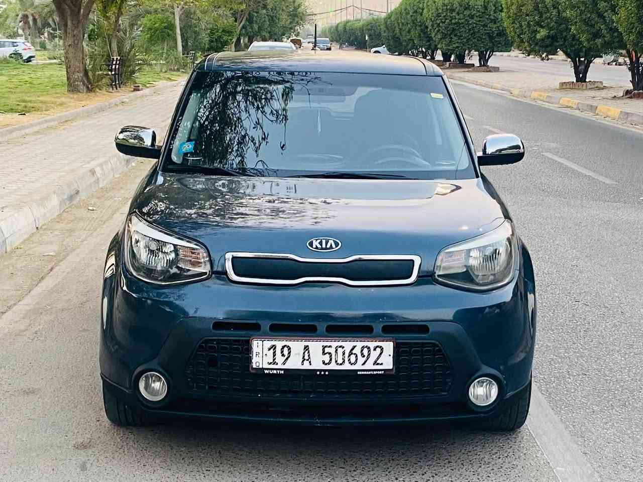 السلام عليكم للبيع كيا صول مديل 2015 وارد امريكي حادثه جاملغ وبنيد بدون دواخل وبيه دور خلفي صبغ موصفات شاشه كامره فول تحكم مكينه 2000 سنويه لغاية 31 هزه جديده سياره جديده حيل وجاهزه واي نقص مابيه كير مكينه مكفولات حداديه تخم تاير تدفه تبريد ثلج السعر 94 لاستفسار اكثر لاتصال على الرقم *********** مكان السيارة كربلاء

نص مكتوب في الصور:
- 2015