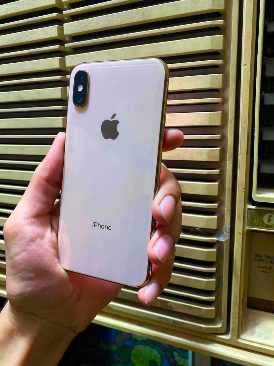 آيفون XS ذاكرة 256 بطاريه 73بلاديه
جهاز وتر بروف مكفول من كلشي
سعر 225وبي مجال بسيط حك الجيه 
مكاني بغداد شعب حي اور لاستفسار 
***********
