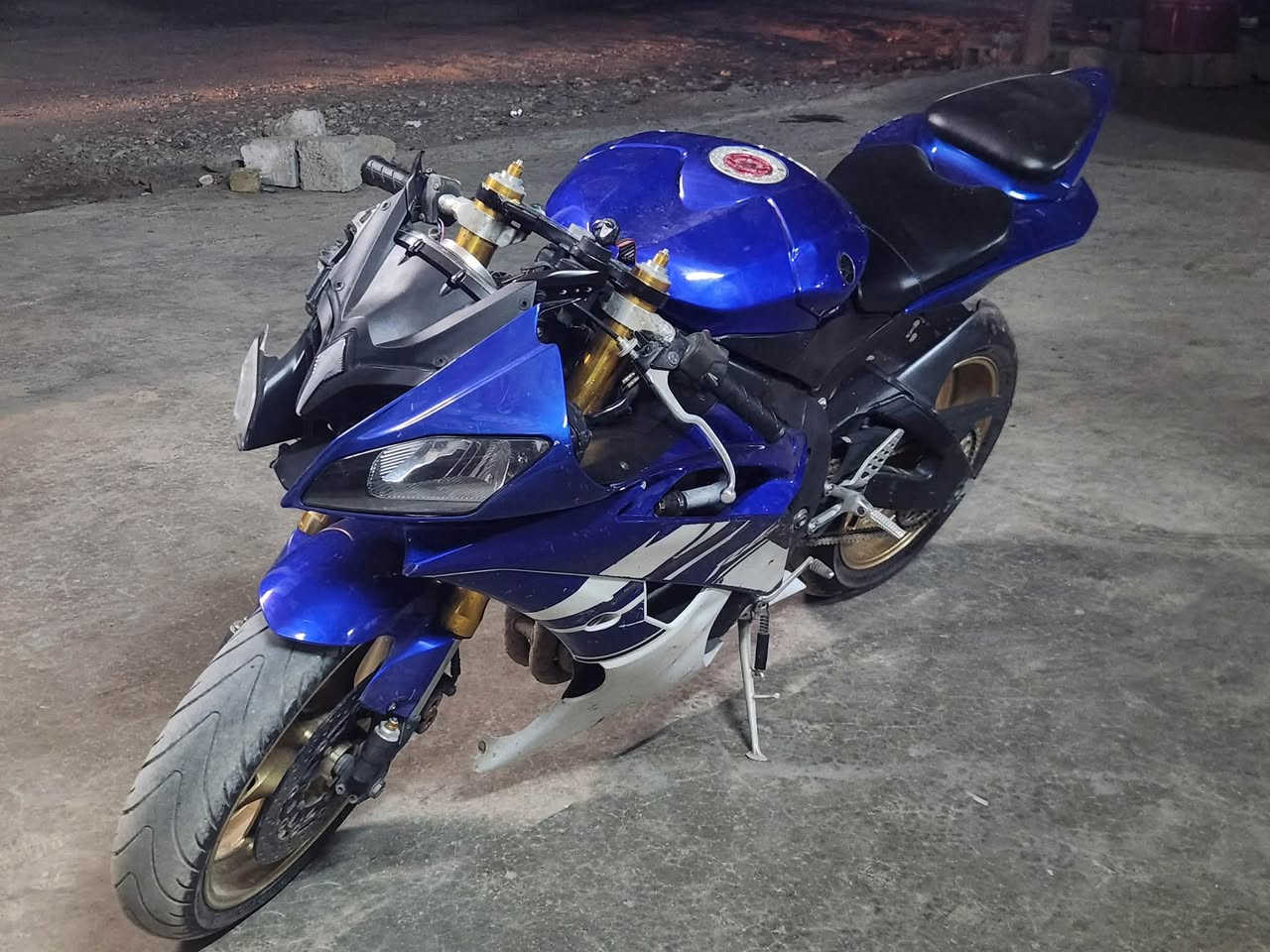للبيع ياماها r6 موديل 2014 اصل مرقم بغداد  انكليزي باسمي
سويت بيها حادث وريد ابيعها على وضعها شغاله وتمشي
نواقص كدامكم  السعر ٢٠ مستعجل وماكو هيج سعر مكاني بغداد***********
