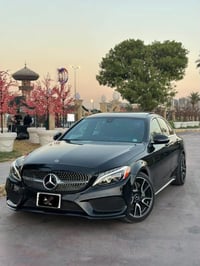 للبيع Mercedes C300 2018    بانورامـــا   دبل ماوس  داخل احمر❤️‍🔥  بصم...