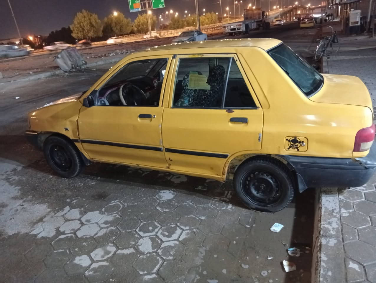سلام عليكم  سايبة البيع مديل 2015 رقم احمر  سيارة جاهزة مكينة وكير وحدادية كهربائيات شواصي خير من الله  سعر 13 وبيهة مجال حك الجية العنوان نجف رقم الهاتف ***********
