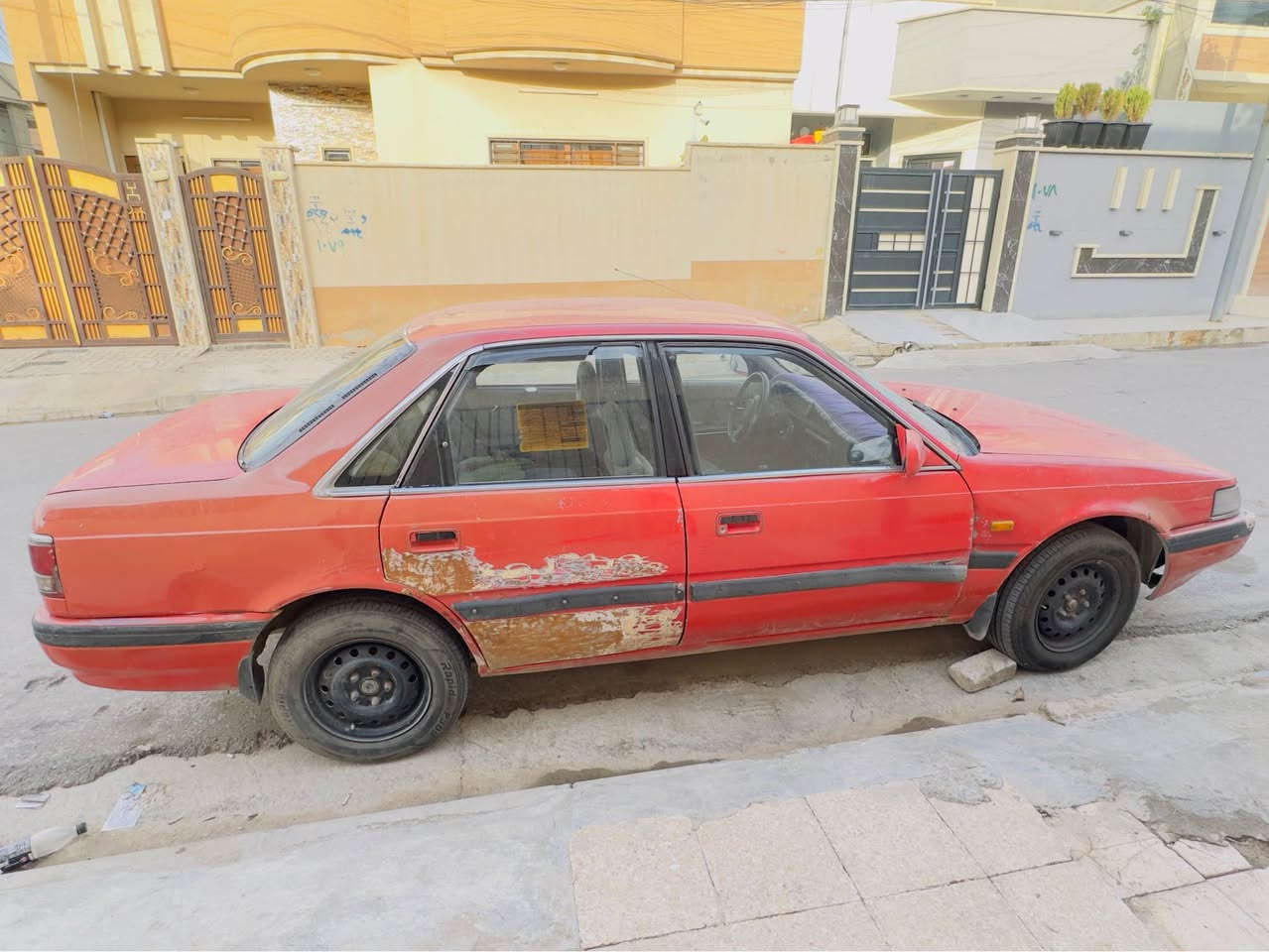 مازده ٦٢٦ • ١٩٩٠ • محرك ٨بخ