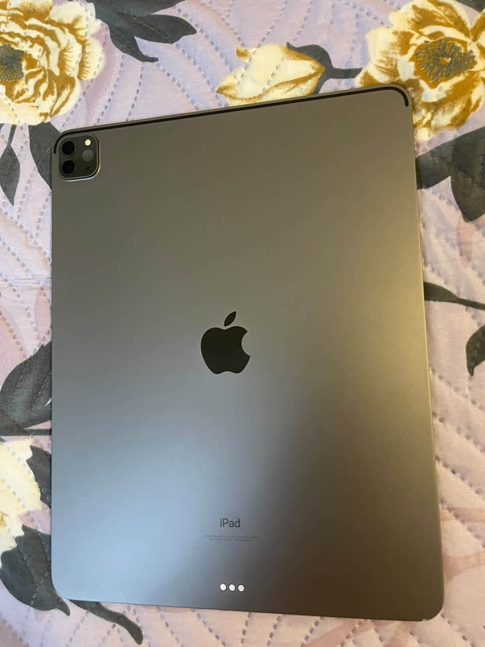 للبيع iPad Pro 12.9 M1 الجيل الخامس 🔥

📱 iPad Pro 12.9-inch
⚡ معالج Apple M1 قوي جدًا
💾 128GB
📶 Wi-Fi
🖥️ شاشة Liquid Retina XDR Mini-LED
🔄 120Hz ProMotion
🔐 Face ID
📸 كاميرات Pro
🔊 4 سماعات
✏️ يدعم Apple Pencil
🔌 USB-C / Thunderbolt
📅 موديل 2021
📲 النظام iPadOS 26.6.1

الجهاز سريع جدًا وممتاز للألعاب، التصميم، الدراسة، المونتاج والاستخدام اليومي.

الحالة: [نظيف جدا ]
البطارية: [88]
الملحقات: كفر + شاحنه
السعر: [800]
📍 الموقع: بغداد الكرادة
رقم التواصل : ***********

