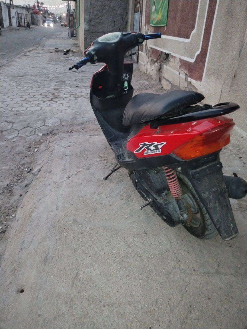 السلام عليكم شباب ماكس للبيع ٤٧٥ وبيه مجال قليل بصره كهربائيات كله شغاله نقص بس سلف
السعر ٤٧٥وبيه وتساب فقط
***********
***********
