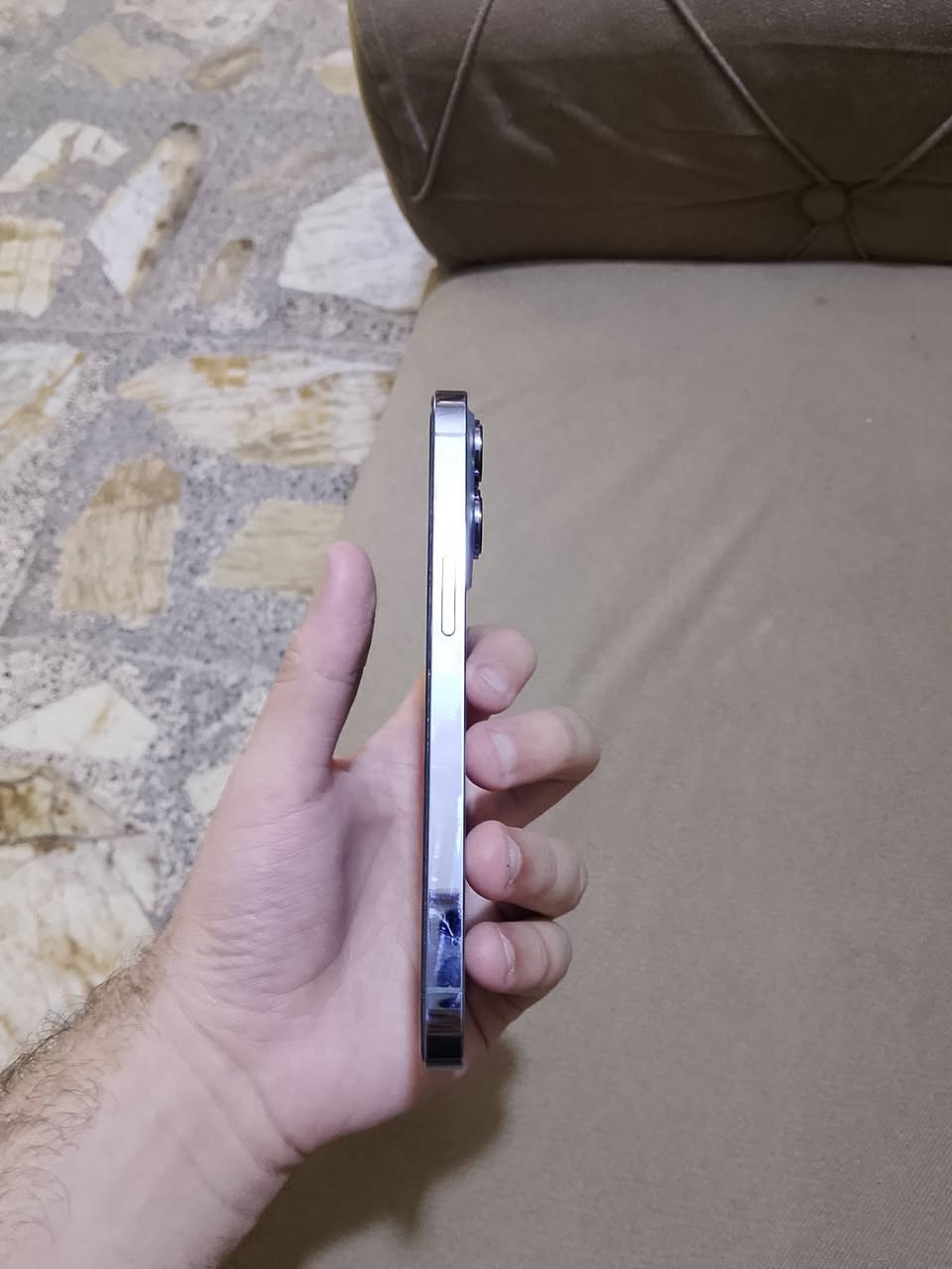 السلام عليكم ايفون 13برو البيع التواصل ،،***********
