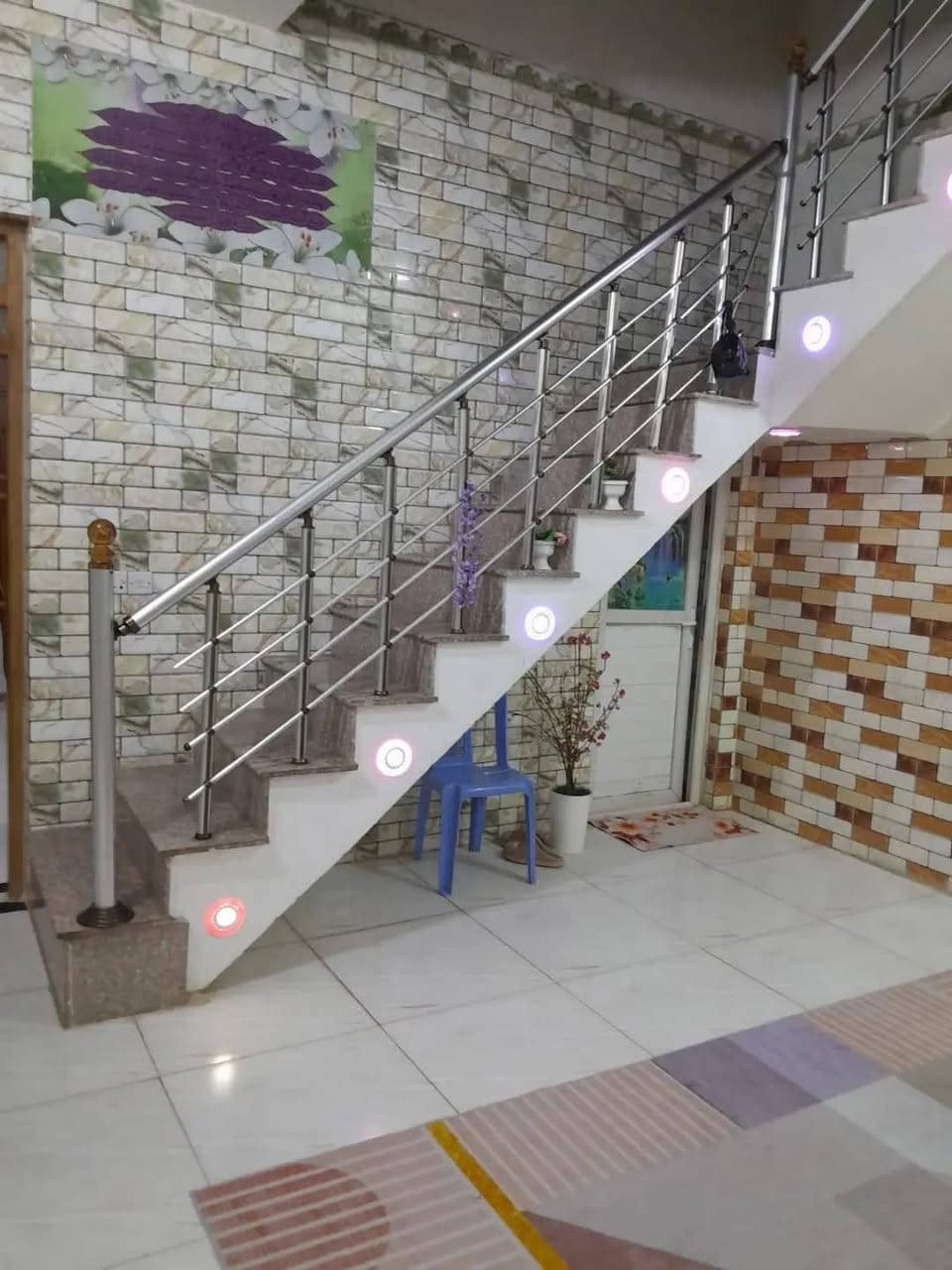 🏠 بيت للبيع – حي الصحفيين

📍 حي الصحفيين مقابل روضة أطفال الشهد
📐 المساحة: 100م²
🏡 بيت طولاني، طابق ونص
✨ بناء 2019 ونظيف كلش

💰 السعر: 135 مليون
🔸 بيه مجال قليل

📞 للاستفسار والتفاصيل: ***********
***********

@الجميع

