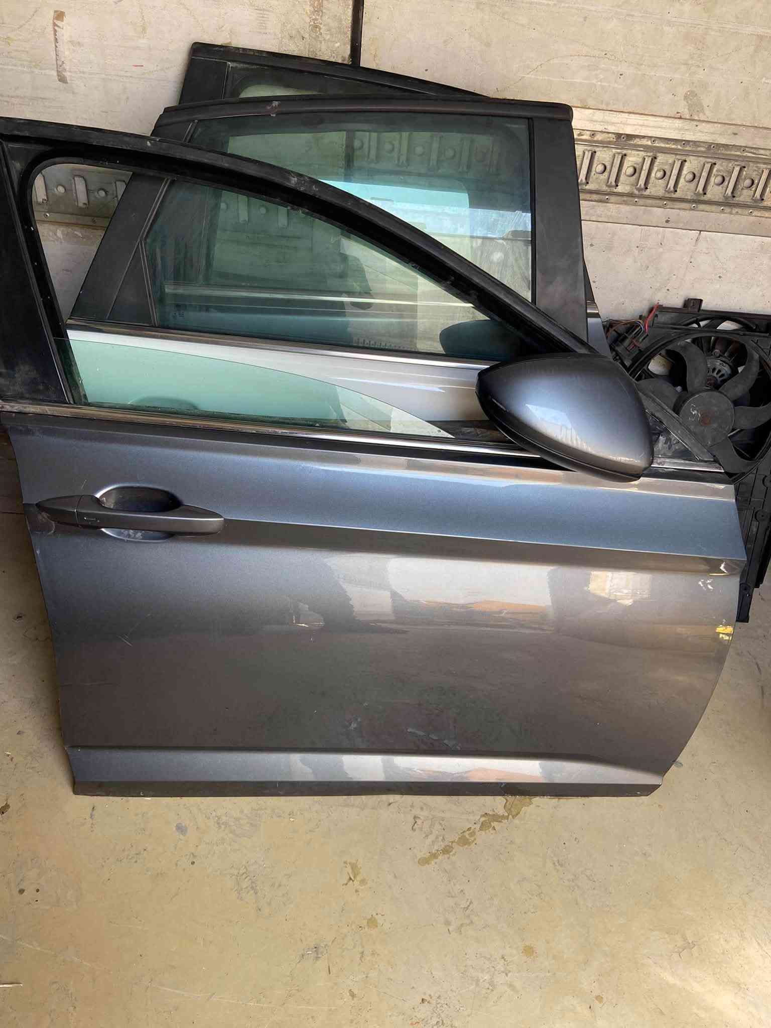 لبيع جميع أدوات سيارات باسات جيتا تيكوان كولف طاوس طوارق اطلس اكو توصيل لكل محافظات *********** ***********
