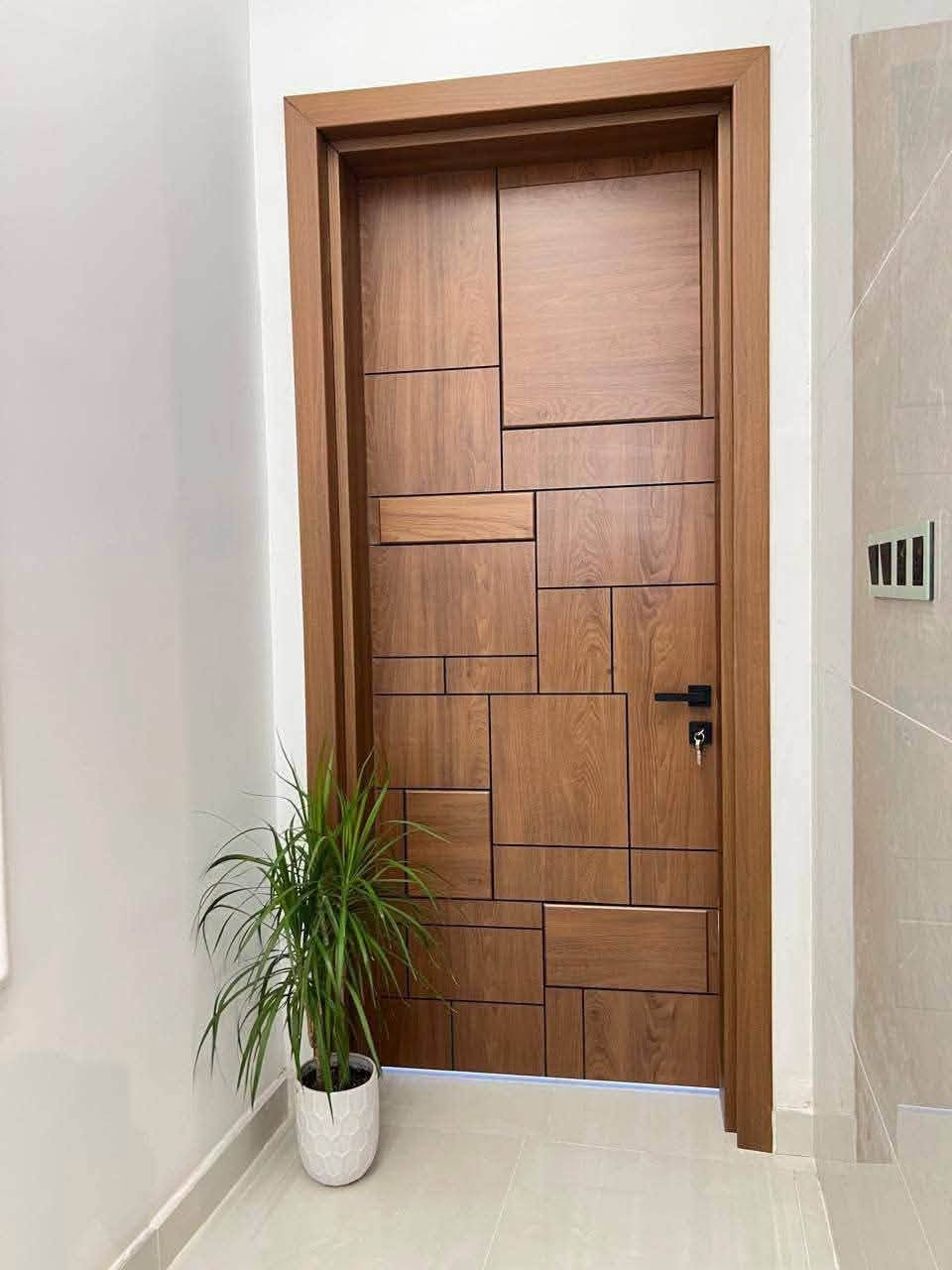 🏠 عرض مميز للبيع – دار سكنية جاهزة

📍 الموقع: الحلة – شارع 80 – بداية مدخل الطهمازية، خلف حلويات قصر الشام

📐 مساحة الدار: 145 م²
🏗️ بناء حديث – طابقين
📜 جنس الأرض: طابو صرف زراعي

✨ تفاصيل الدار:
• غرفتان نوم
• صالة
• مطبخ
• استقبال
• مجمع صحيات داخلي وخارجي
• تصميم عملي مناسب للسكن العائلي

💰 السعر:135 مليون

📞 للاستفسار والتواصل: علي صفاء للعقار
***********

