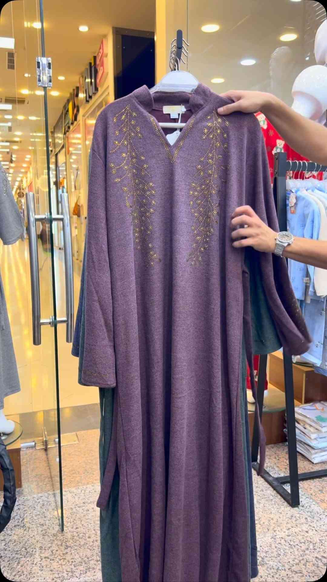 دشاديش • مقاسات L-3XL • البصرة
