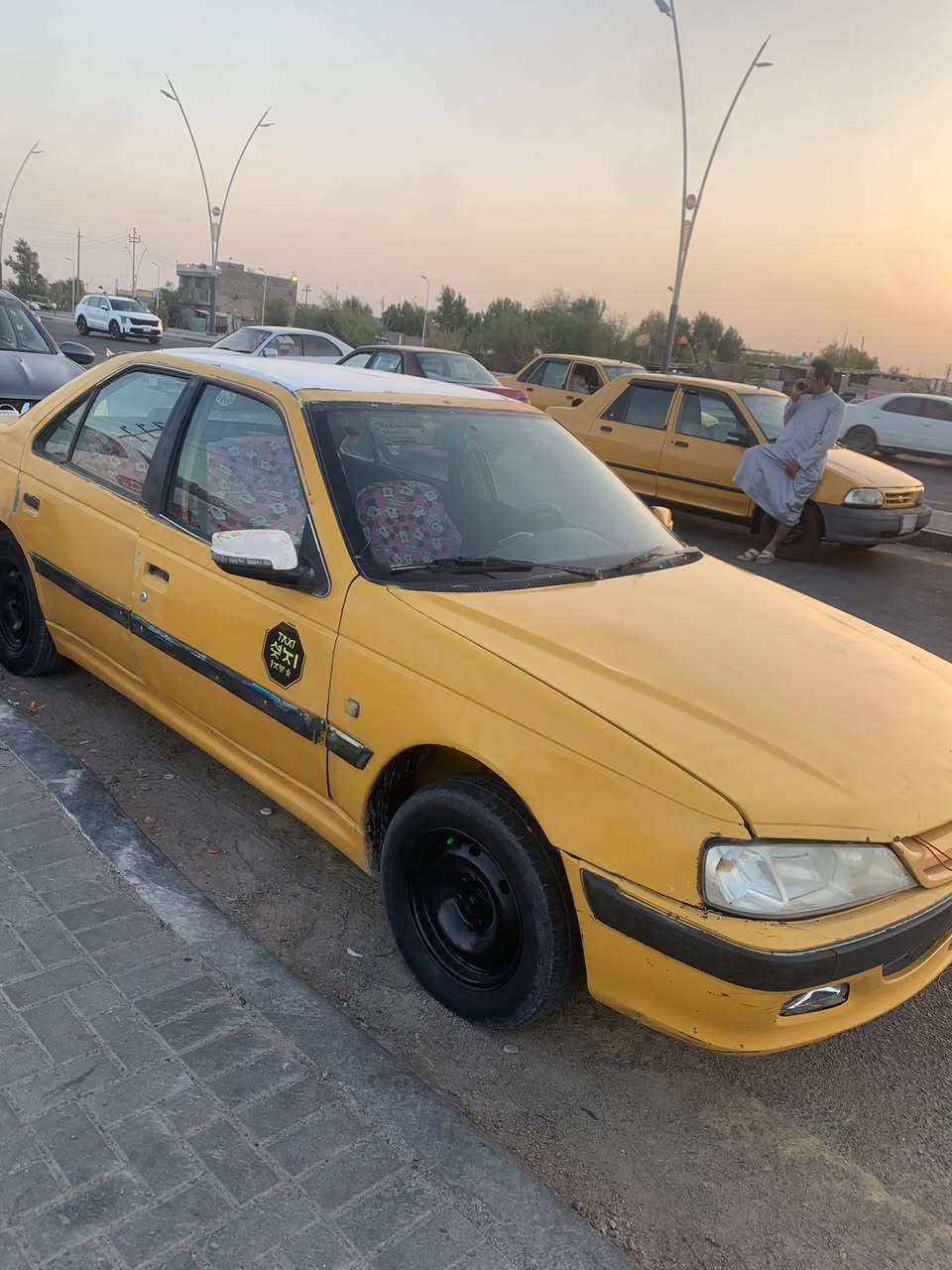 سلام عليكم بيجو باص مديل 13سياره جاهزه محرك هستوه شاده حداديه هستوه مبدلهه كير حلو سياره جاهزه عنواني بصره زبير سعر 14 وبيها مجال***********
