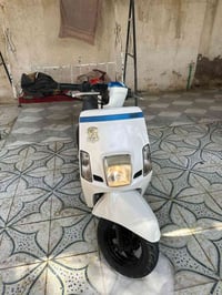 بوليسي • حاوية • مكفولة