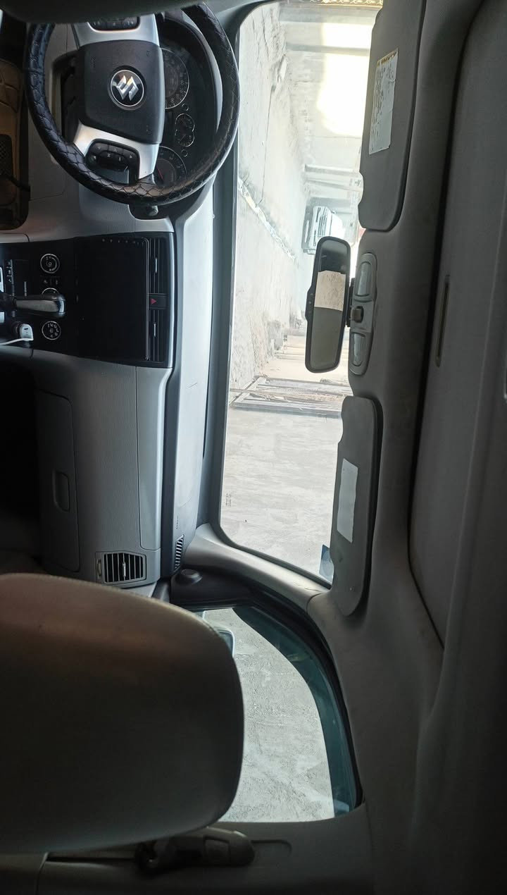 اسلام عليكم للبيع سازوكي XL7 موديل2008 وارد امريكي
مواصفات 

رقم بغداد باسمي 
البصرة شط العرب 
*********** , ***********

 3 قطع تبريد 

 كفاله محرك كير حداديه جديدة  تخم تاير باتري جديد تبريد كله جديد وجاهزه من كلشي 
سنويه توني محدثهه 
7 راكب 
تحكم ستيرن 
فتحه بالسقف
السعر 75 وبيهه مجال
