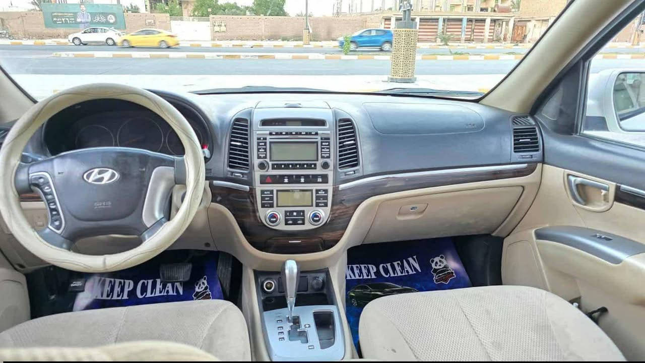 السلام عليكم
 سنتافي خليجي موديل 2010 رقم بغداد دولي بسمي شخصآ مشروع وطني ا الشركة العامة فول مواصفات 
كفاله عامه من تبديل والصبغ
 فتح بنيد فقط
 مواصفات فتحه السيارة  محرك 3500 / V6 سلندر 
  7راكب  فور ويل 4*4 دفع رباعي مري شفط +أشاير بالمري 5 ويل كب يدات نيكل تحكم أستيرن ش    تبريد 3 قطع + سياره جديده    كشنات كهربائي داخل بيجي +صاج حداديه جديده كهربائيات كلها شغاله تبريد ثلج تدفئه   منضومةزنون عالي وناصي على وضع شريكه 
السعر135مكان الشطرة
‏‪***********‬‏
