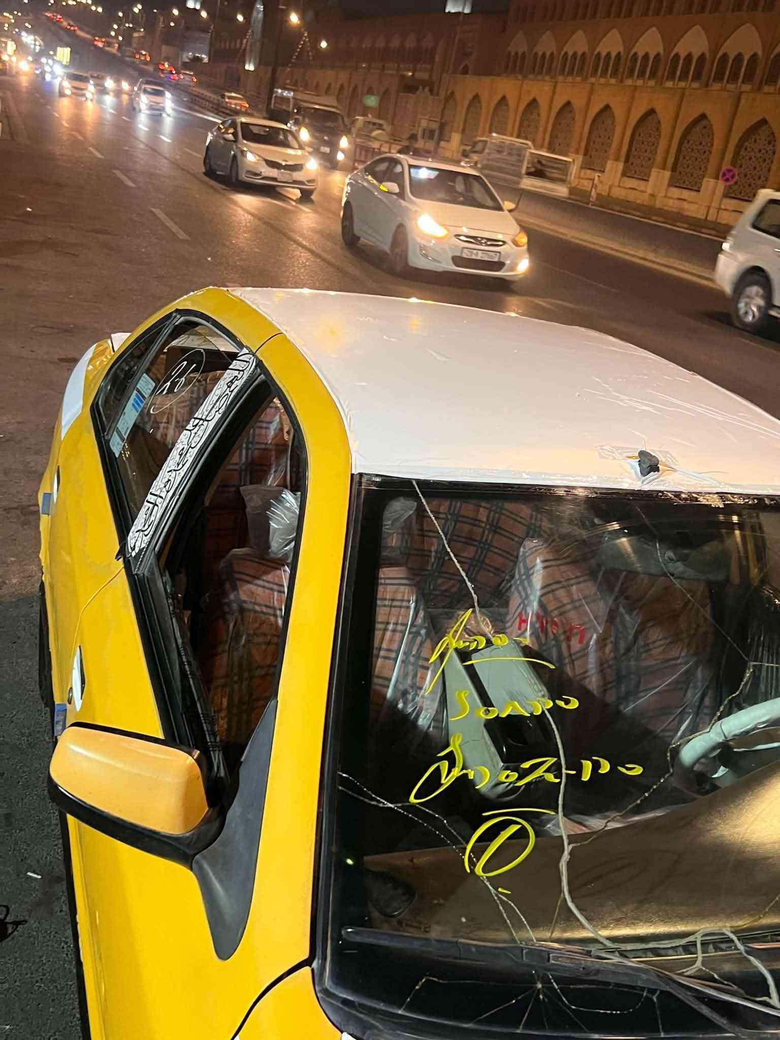 سلام عليكم سمند موديل 11 مكينه نضيفه لسعر 17 وبيها مجال عليها هئيه ينزل من سعرها الاستفسار ***********
