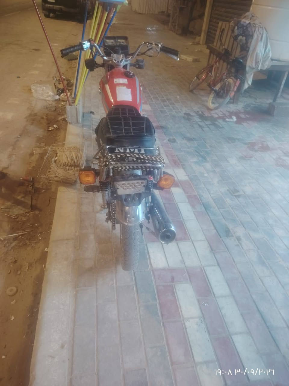 اربعه كير للبيع (كلك) دراجه نضيفه كهربائيات كلهن شغالت عوزه بس جبن لئن ذب دهن ودهن قليل ذب دراجه كلش نضيفه مكاني كربلاء الحر حي العسكري مال حر سعرها 300 قفل متواجد هنا واتساب ***********

نص مكتوب في الصور:
- ١٩:٠٧ ٣٠/٠٩/٢٠٢٦
- ۱۹:۰۸ ۳۰/۰۹/۲۰۲۶
- ١٩:٠٨ ٣٠/٠٩/٢٠٢٦
