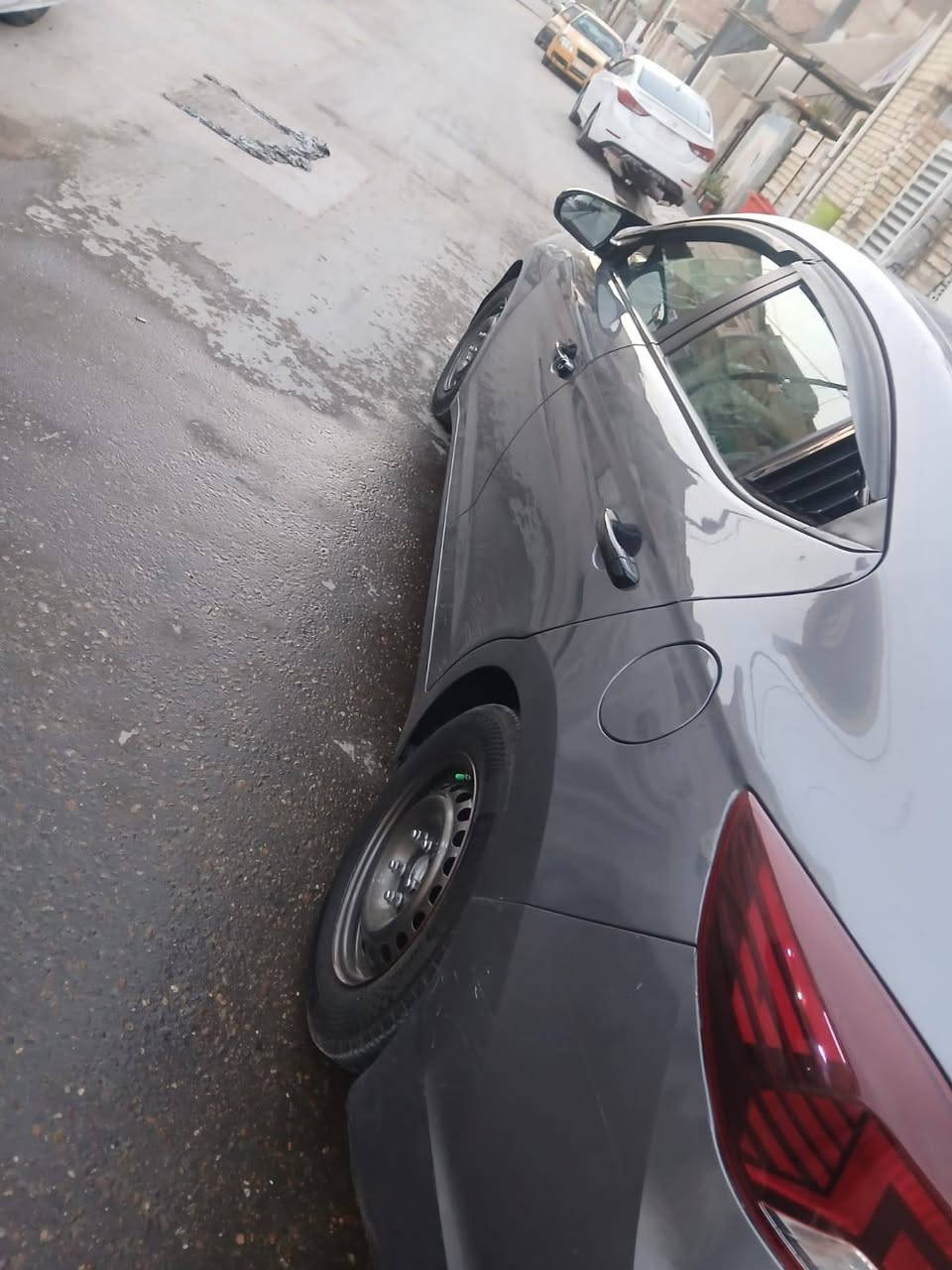 النترا 19 حادثه بنيد فقط سياره جديده دواخل جدد مكينه كير تبريد مكفولات سياره جديد سعر 120 مكان حله شراي اتصل ***********

نص مكتوب في الصور:
- BidCars - Your Best Car Broker bid.cars
- 3 / 10
- bid.cars/en/lot/1-381
- 2019 HYUNDAI ELANTRA, SE
- KMHD74LFXKU653503
- 1-38181861
- BidCars - Your Best Car Broker
- bid.cars
- bid.cars/en/lot/1-38184861 1 / 10 BidCars - Your Best Car Broker bid.cars