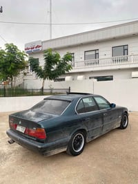 بي ام دبليو 525 • موديل 1992 • قير عادي