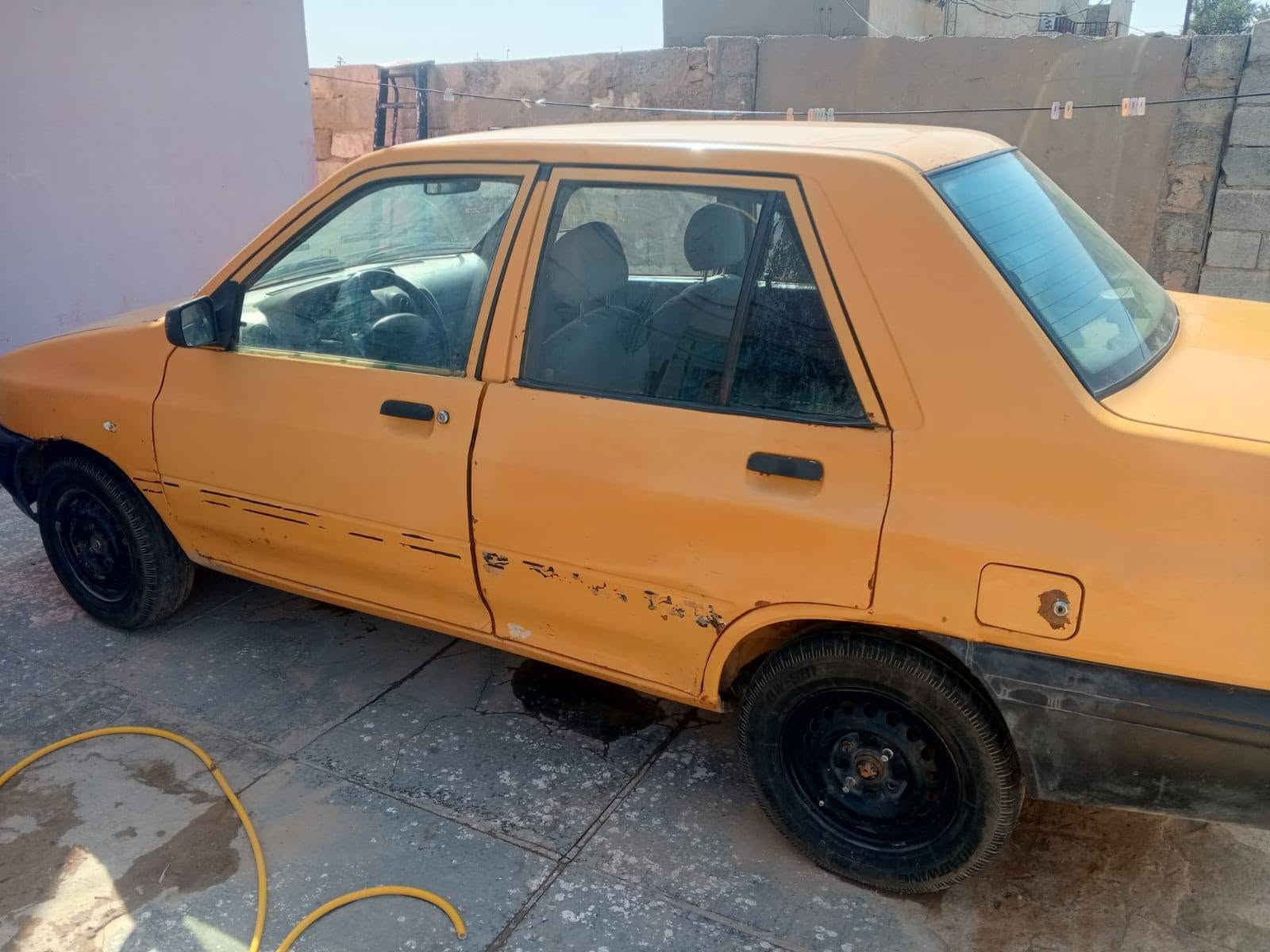 السلام عليكم شبابنه الطيبين
سايبه موديل 17 بيها جاملغ امامي مبدل 
حداديه زينه كير ومكينه زينات 
السعر ب33هيئه وغرامات تاخذها مصفره وكبل وي راعيها وبيها مجال تفاصيل اكثر الاتصال على هذا رقمي وخادم اني ***********
