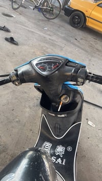 ماكس عدلة • ٤٩ • سلف