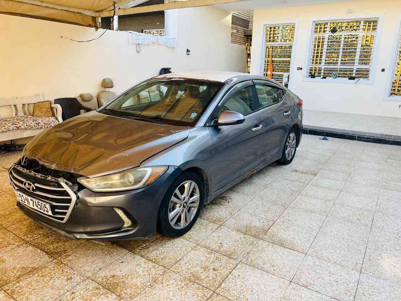 سلام عليكم للبيع هونداي النترا موديل 2018 رقم بغداد انكليزي تحويل مباشر اخوان سياره تعرضت لحادث طخه بجم كما موضحه بلصور ابيع عله وضعهه لغود شواصي ايرباكات كير مكينه مكفولات مكان السياره بغداد السعر 78$الاستفسار ***********
