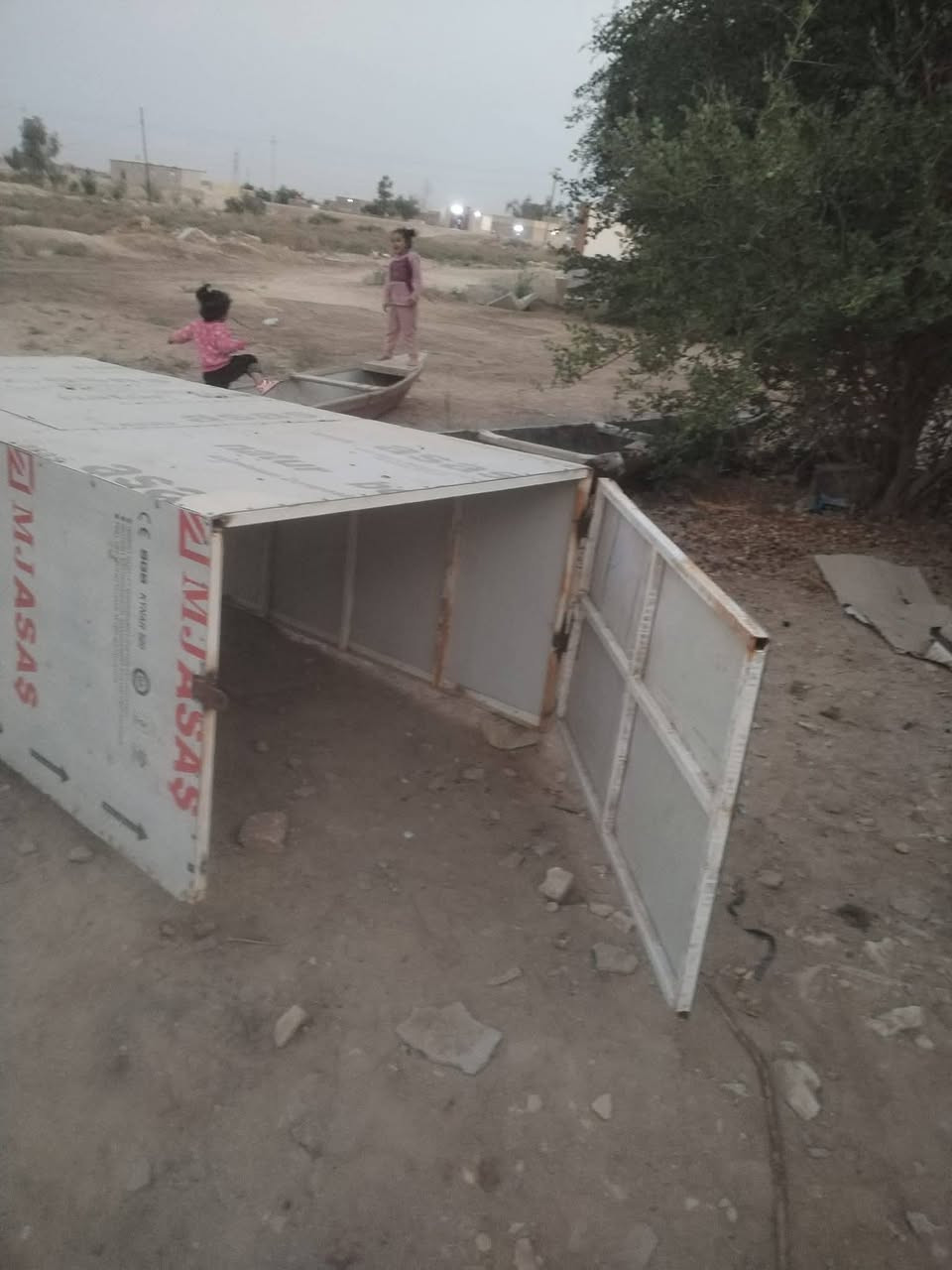 محجر ستوته جمره تسكام للبيع سعر 150 وبي مجال مكاني ديوانيه ناحية السنيه *********** خاص واتساب مفتوح
