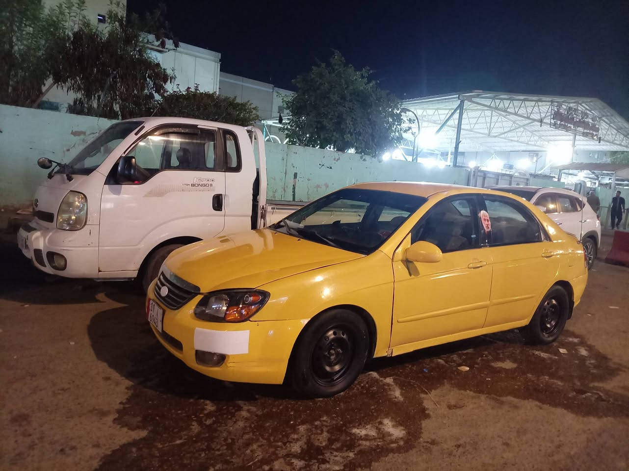 السلام عليكم سبكترا 9رقم كربلاء بسمي تحويل مباشر سياره حلوه حداديه نضيفه حادثها جاملغ خلفي سياره كدامك مصفره هيئة و غرامات سعر 68بيها مجال حك جيه*********** مكاني حله طهمازيه
